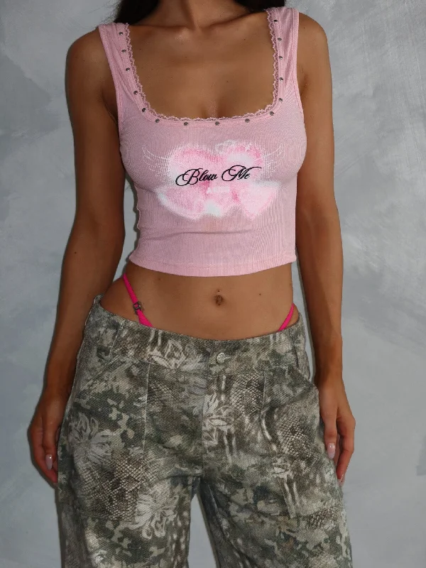 KISS ME CROP TOP LIGHT PINK